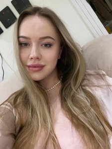 Настя, 79032070971