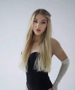 Соня 💖, 79057176992