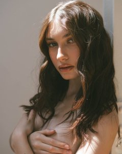 Стелла, 79264740322