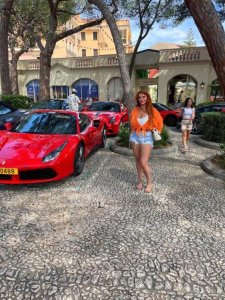 Yulia Moretti, 79111672102